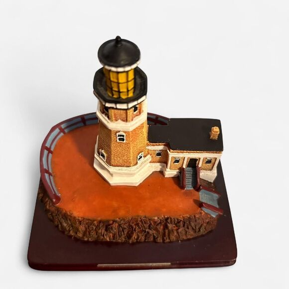 Oneida Studios Lighthouse Point Collection 1998 Split Rock, MN Vintage decor - Picture 2 of 7